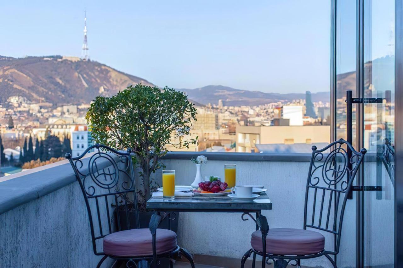 Reikartz Avlabari Tbilisi Hotell Eksteriør bilde
